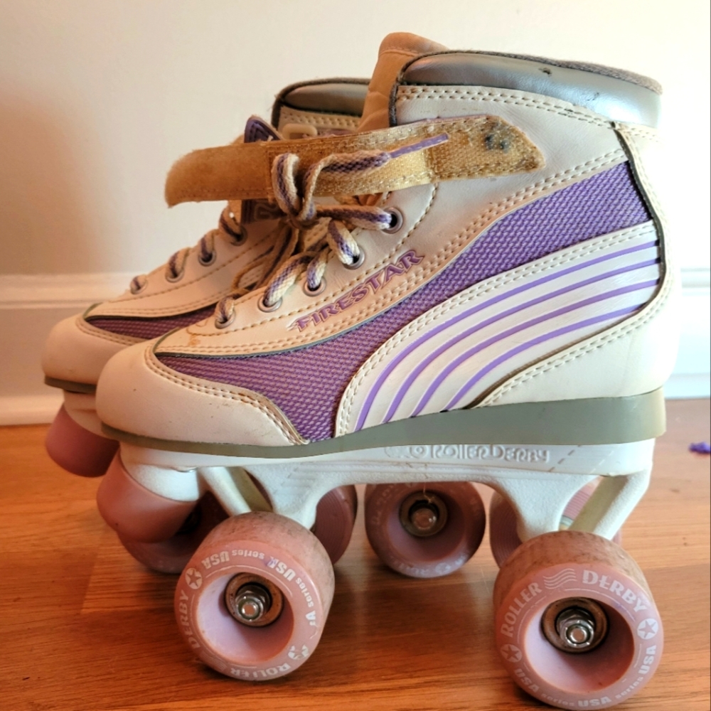 Vintage 80s Girls Roller Skates
